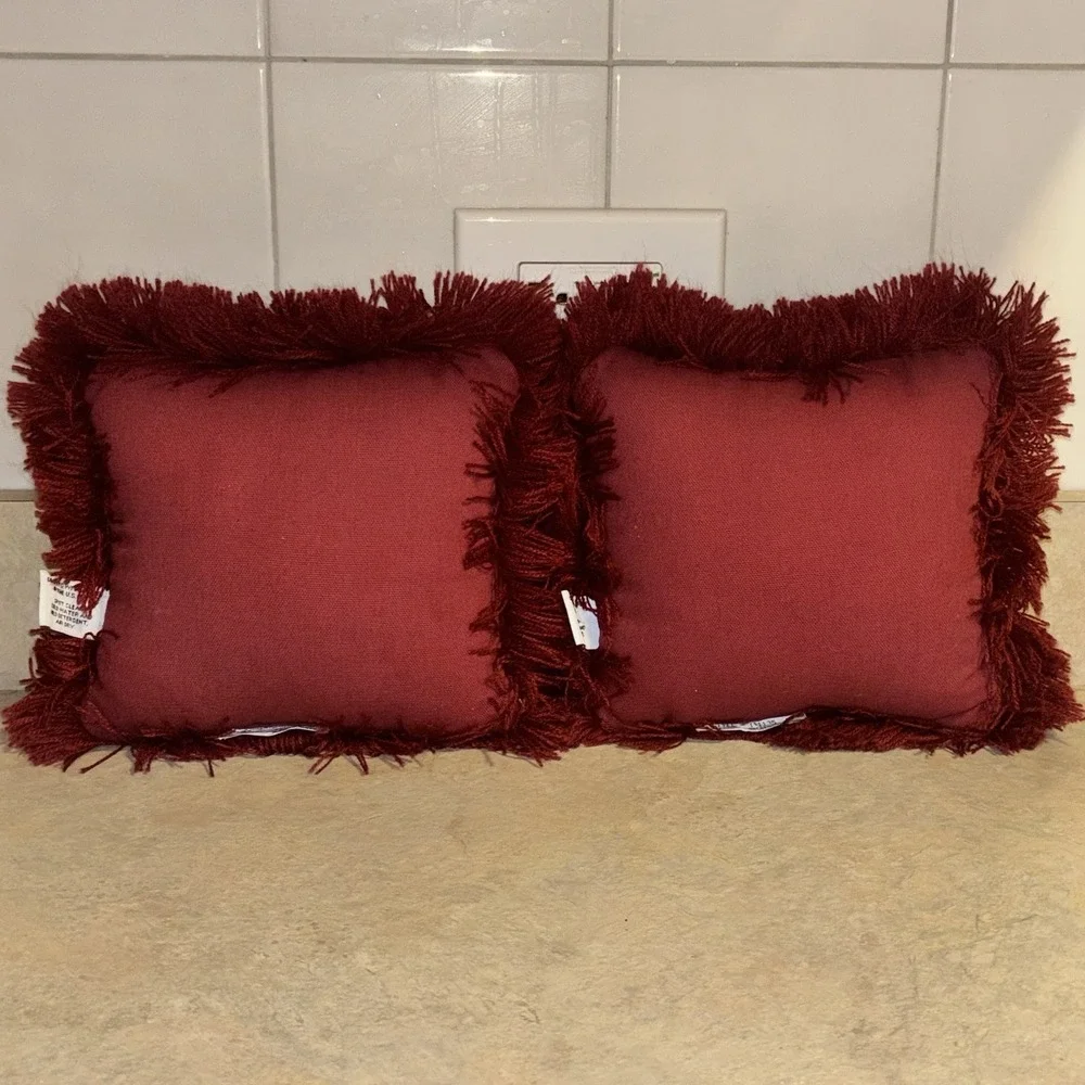 Riverdale Tapestry Throw Pillow Love Birds Fringe Christmas Vintage Lot Of 2